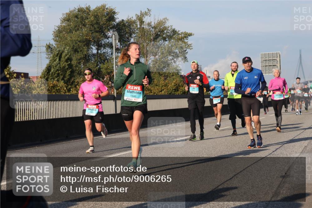 03.10.2025 - Köhlbrandbrückenlauf Luisa Fischer http://msf.ph/oto/9006265 03.10.2025 10:48:01 Position 3 1826, 1946 meine-sportfotos.de
