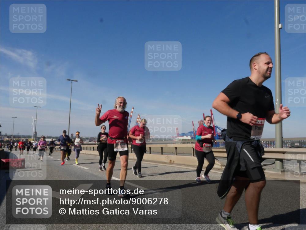 03.10.2025 - Köhlbrandbrückenlauf Matties Gatica Varas http://msf.ph/oto/9006278 03.10.2025 13:01:16 Position 2 51 meine-sportfotos.de