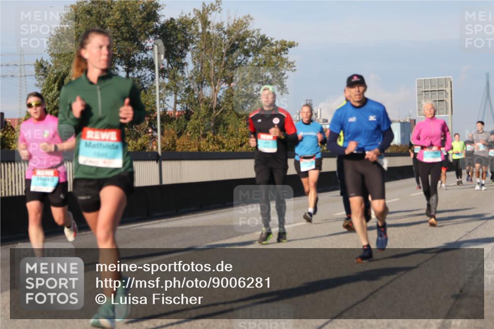 03.10.2025 - Köhlbrandbrückenlauf Luisa Fischer http://msf.ph/oto/9006281 03.10.2025 10:48:02 Position 3  meine-sportfotos.de