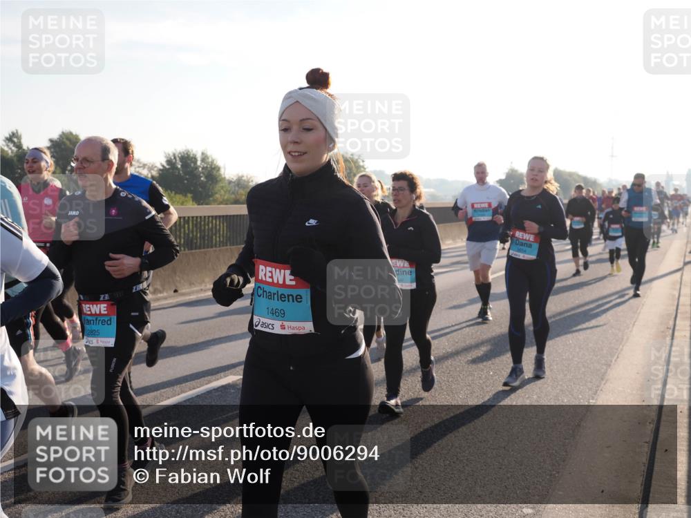03.10.2025 - Köhlbrandbrückenlauf Fabian Wolf http://msf.ph/oto/9006294 03.10.2025 09:19:37 Position 3 23160, 2825, 1469, 1654 meine-sportfotos.de