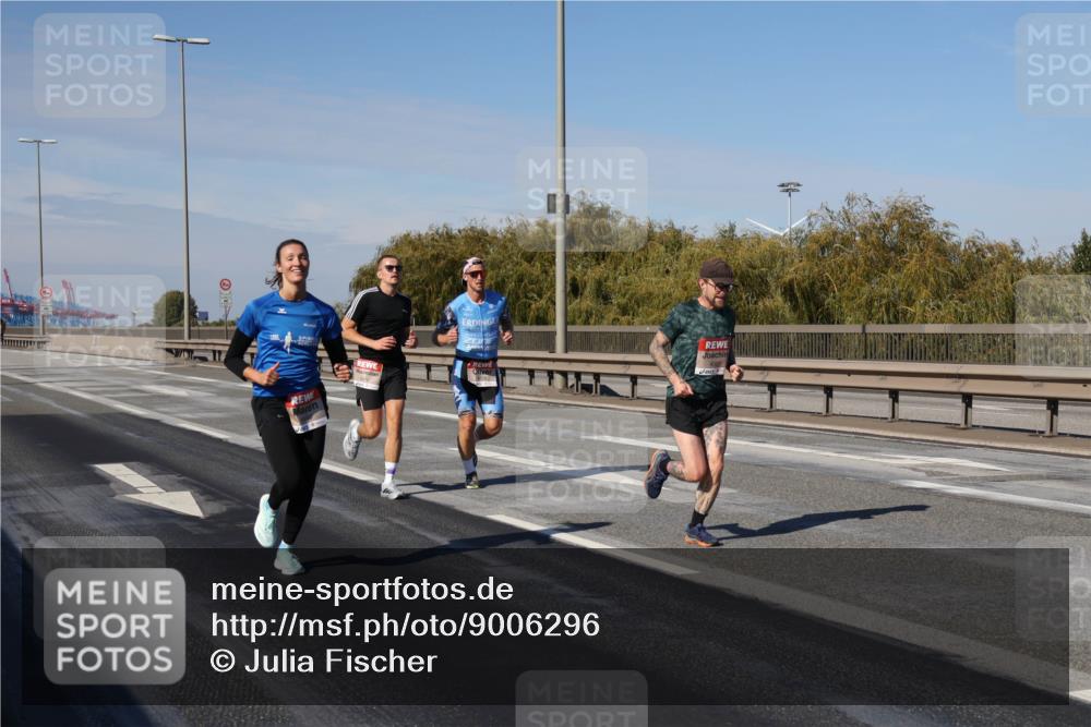 03.10.2025 - Köhlbrandbrückenlauf Julia Fischer http://msf.ph/oto/9006296 03.10.2025 12:43:49 Position 3  meine-sportfotos.de