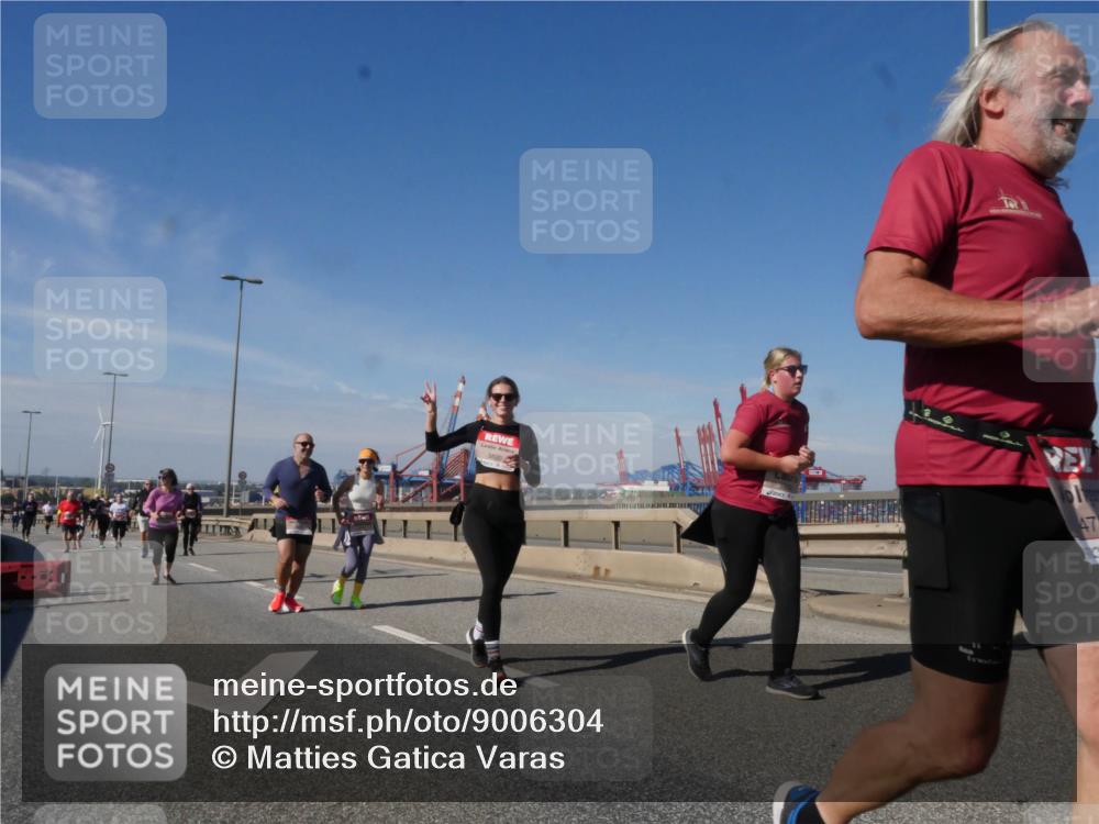 03.10.2025 - Köhlbrandbrückenlauf Matties Gatica Varas http://msf.ph/oto/9006304 03.10.2025 13:01:18 Position 2 47 meine-sportfotos.de