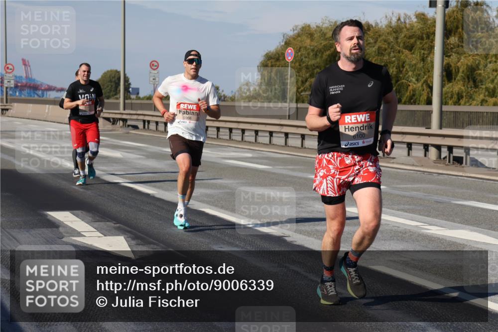 03.10.2025 - Köhlbrandbrückenlauf Julia Fischer http://msf.ph/oto/9006339 03.10.2025 12:43:57 Position 3 5966, 6100 meine-sportfotos.de