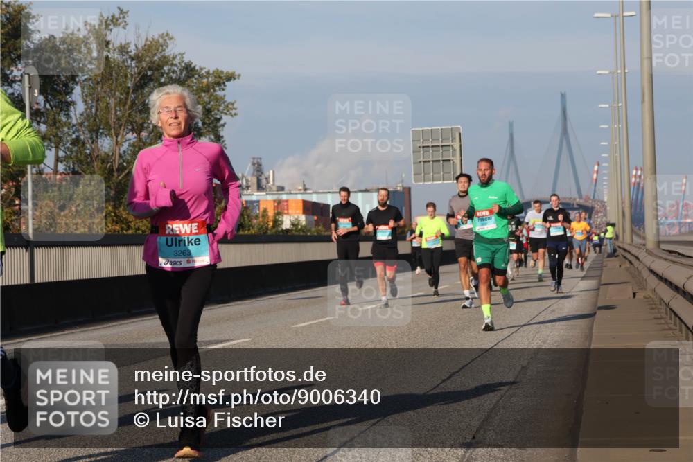 03.10.2025 - Köhlbrandbrückenlauf Luisa Fischer http://msf.ph/oto/9006340 03.10.2025 10:48:05 Position 3 3263 meine-sportfotos.de
