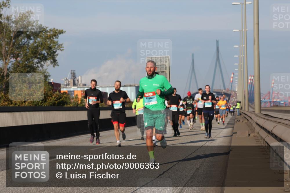 03.10.2025 - Köhlbrandbrückenlauf Luisa Fischer http://msf.ph/oto/9006363 03.10.2025 10:48:06 Position 3 3041, 10 meine-sportfotos.de