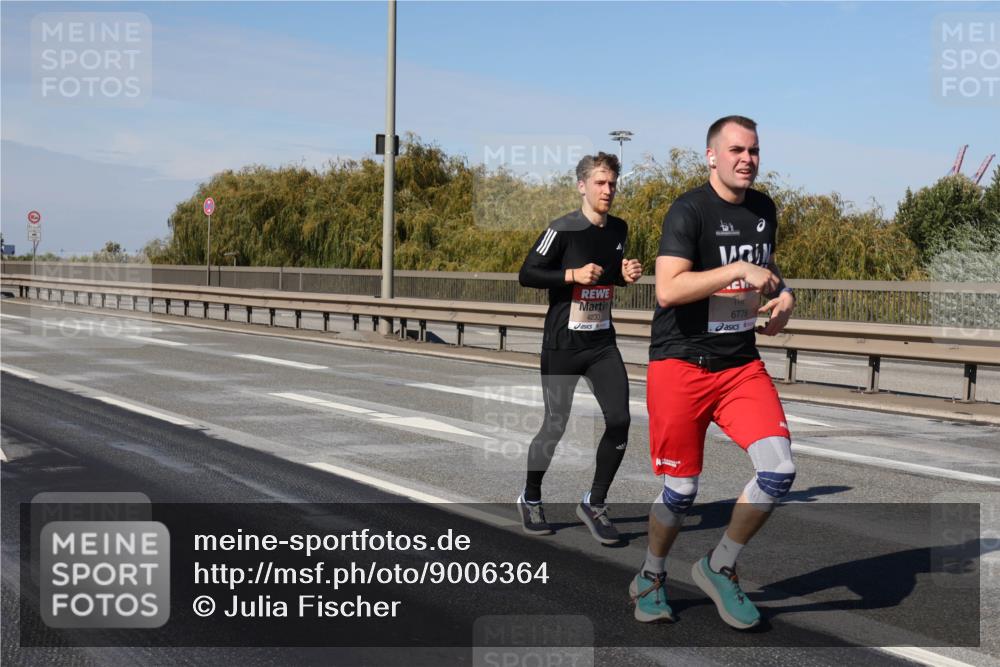 03.10.2025 - Köhlbrandbrückenlauf Julia Fischer http://msf.ph/oto/9006364 03.10.2025 12:44:02 Position 3 4233, 6778 meine-sportfotos.de