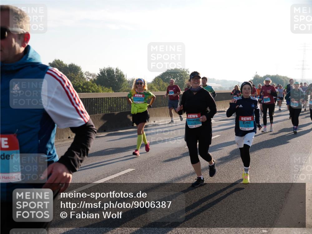 03.10.2025 - Köhlbrandbrückenlauf Fabian Wolf http://msf.ph/oto/9006387 03.10.2025 09:19:41 Position 3 1879, 3175, 3178 meine-sportfotos.de