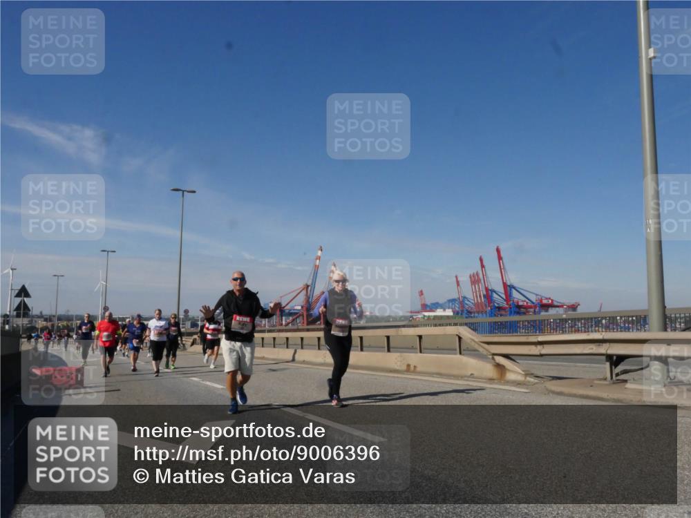 03.10.2025 - Köhlbrandbrückenlauf Matties Gatica Varas http://msf.ph/oto/9006396 03.10.2025 13:01:25 Position 2  meine-sportfotos.de