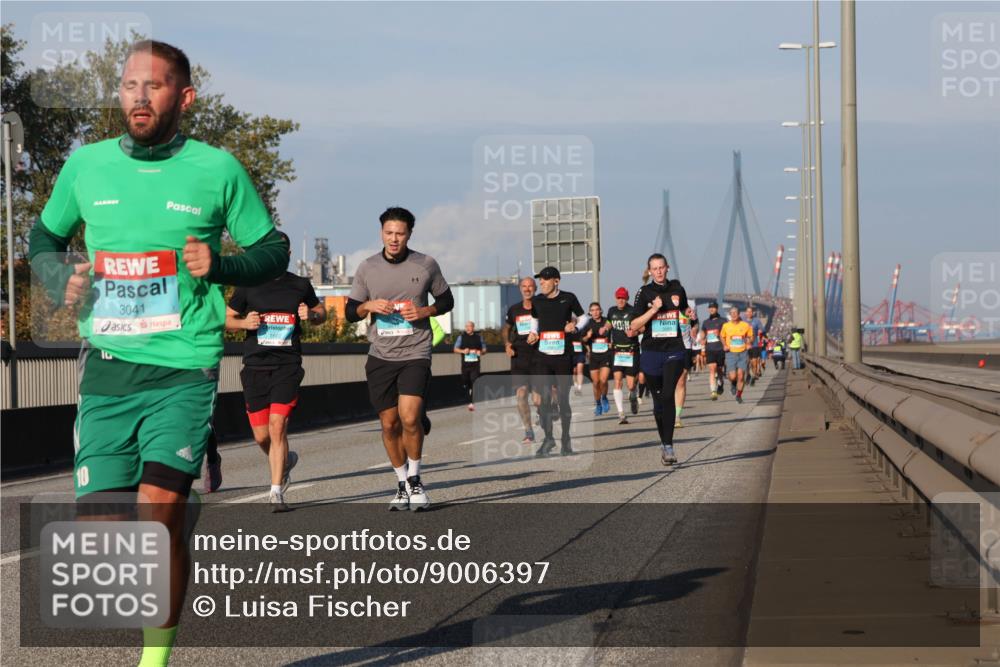 03.10.2025 - Köhlbrandbrückenlauf Luisa Fischer http://msf.ph/oto/9006397 03.10.2025 10:48:08 Position 3 3041, 1602 meine-sportfotos.de