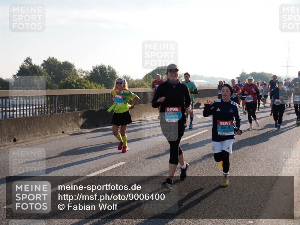 03.10.2025 - Köhlbrandbrückenlauf Fabian Wolf http://msf.ph/oto/9006400 03.10.2025 09:19:41 Position 3 3175, 3178 meine-sportfotos.de