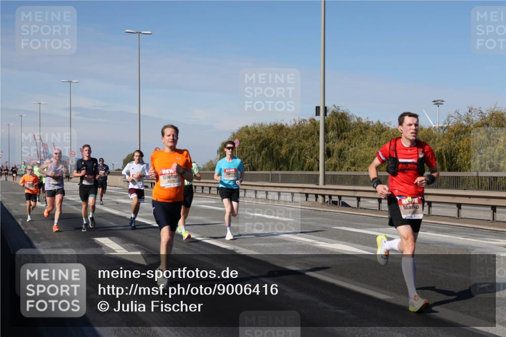 03.10.2025 - Köhlbrandbrückenlauf Julia Fischer http://msf.ph/oto/9006416 03.10.2025 12:44:11 Position 3  meine-sportfotos.de
