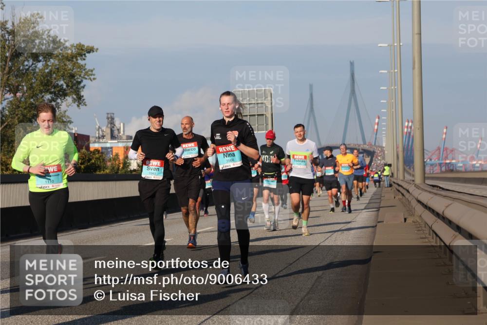 03.10.2025 - Köhlbrandbrückenlauf Luisa Fischer http://msf.ph/oto/9006433 03.10.2025 10:48:11 Position 3 1110, 1043, 1194, 3568 meine-sportfotos.de