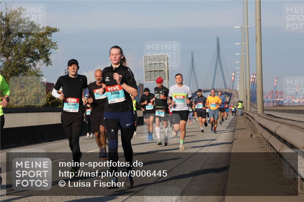 03.10.2025 - Köhlbrandbrückenlauf Luisa Fischer http://msf.ph/oto/9006445 03.10.2025 10:48:11 Position 3 1043, 1194, 3568 meine-sportfotos.de