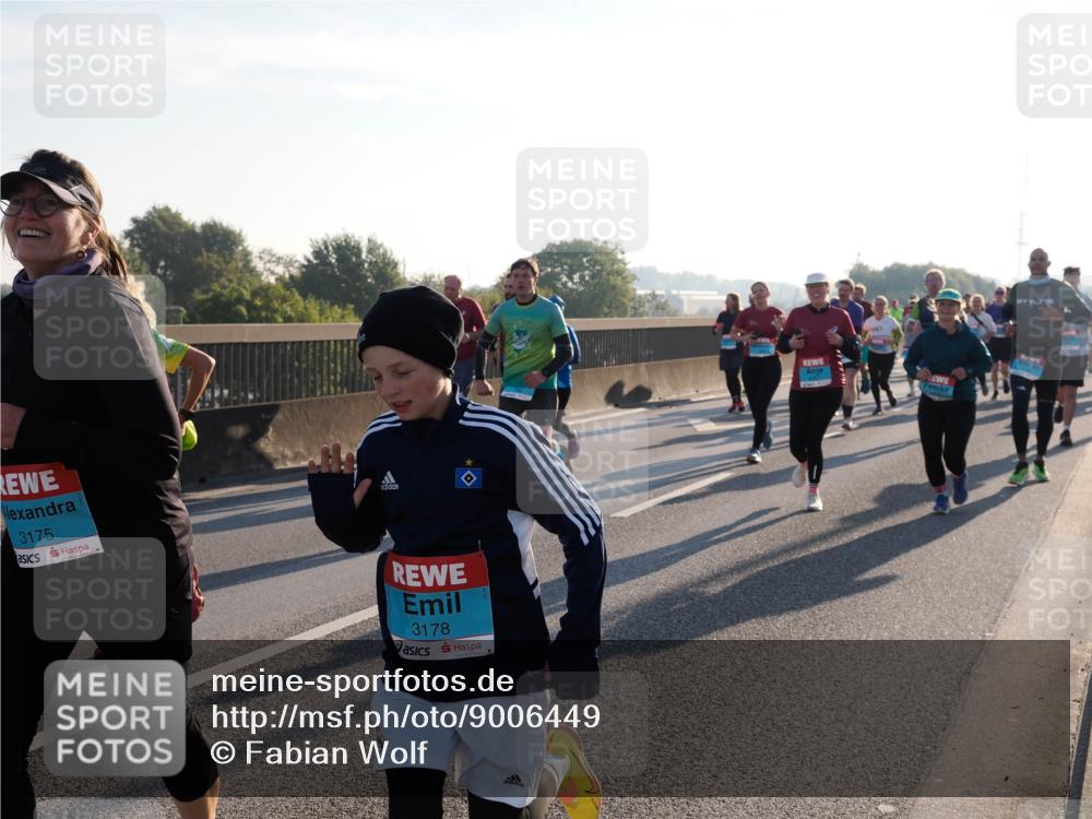 03.10.2025 - Köhlbrandbrückenlauf Fabian Wolf http://msf.ph/oto/9006449 03.10.2025 09:19:42 Position 3 3175, 3178 meine-sportfotos.de