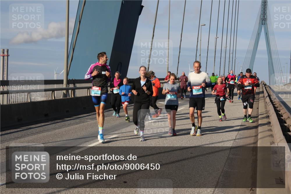 03.10.2025 - Köhlbrandbrückenlauf Julia Fischer http://msf.ph/oto/9006450 03.10.2025 09:56:05 Position 2  meine-sportfotos.de