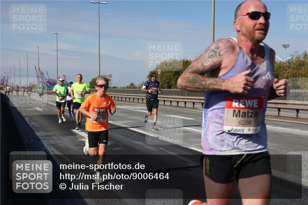 03.10.2025 - Köhlbrandbrückenlauf Julia Fischer http://msf.ph/oto/9006464 03.10.2025 12:44:16 Position 3 41, 6206 meine-sportfotos.de