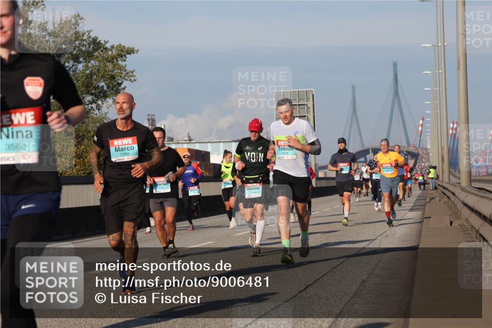 03.10.2025 - Köhlbrandbrückenlauf Luisa Fischer http://msf.ph/oto/9006481 03.10.2025 10:48:13 Position 3 3568, 1194, 1146, 1226, 3264 meine-sportfotos.de