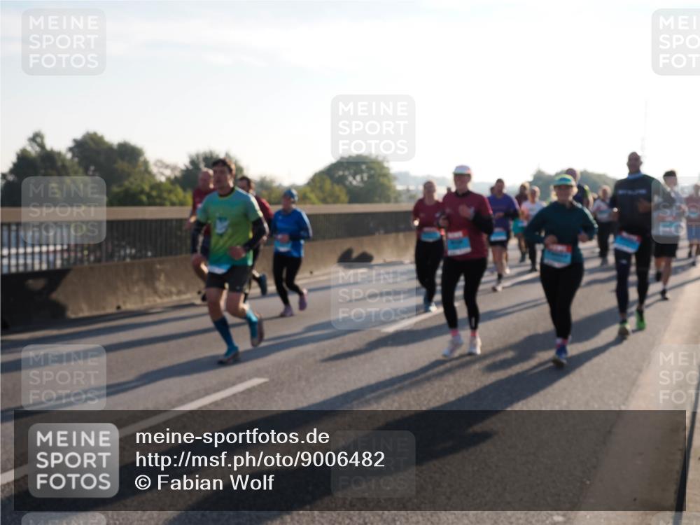 03.10.2025 - Köhlbrandbrückenlauf Fabian Wolf http://msf.ph/oto/9006482 03.10.2025 09:19:43 Position 3  meine-sportfotos.de