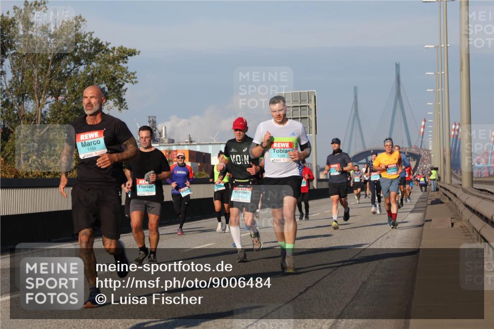 03.10.2025 - Köhlbrandbrückenlauf Luisa Fischer http://msf.ph/oto/9006484 03.10.2025 10:48:13 Position 3 1194, 1146, 1226 meine-sportfotos.de