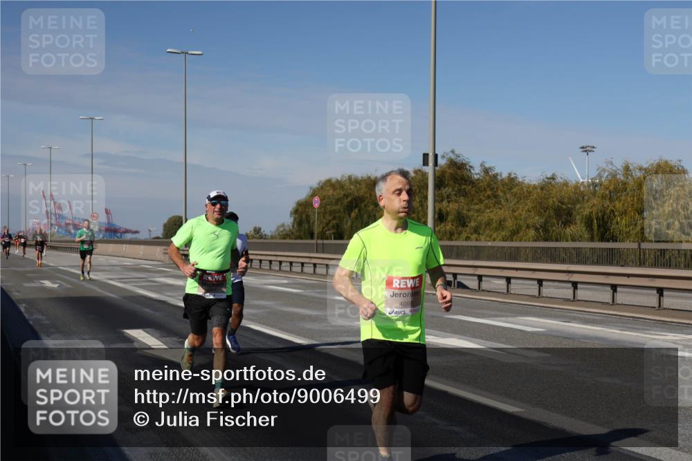 03.10.2025 - Köhlbrandbrückenlauf Julia Fischer http://msf.ph/oto/9006499 03.10.2025 12:44:18 Position 3 4096 meine-sportfotos.de
