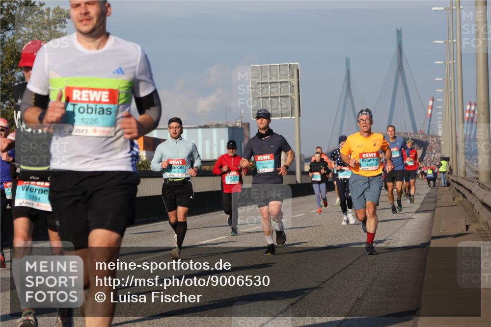 03.10.2025 - Köhlbrandbrückenlauf Luisa Fischer http://msf.ph/oto/9006530 03.10.2025 10:48:16 Position 3 3264, 1226, 3820, 3204, 3224, 3495 meine-sportfotos.de