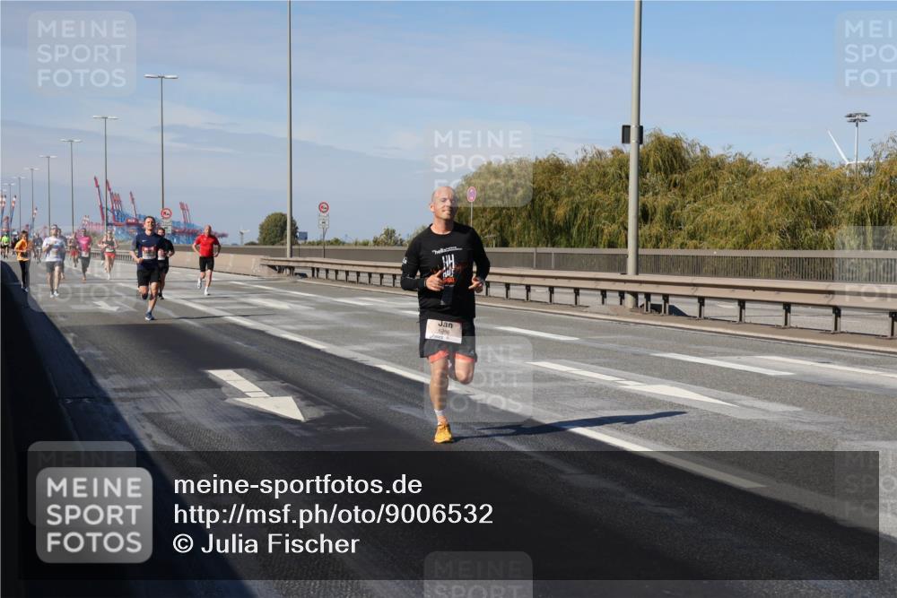 03.10.2025 - Köhlbrandbrückenlauf Julia Fischer http://msf.ph/oto/9006532 03.10.2025 12:44:30 Position 3 6266 meine-sportfotos.de