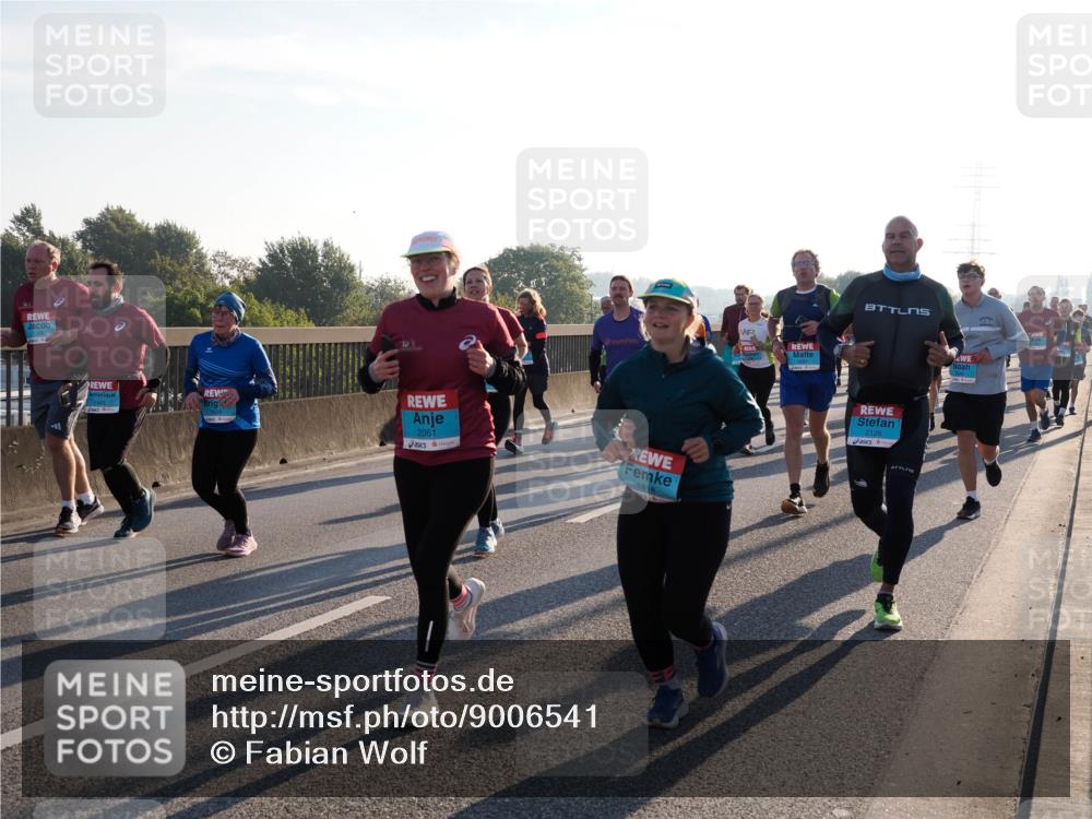 03.10.2025 - Köhlbrandbrückenlauf Fabian Wolf http://msf.ph/oto/9006541 03.10.2025 09:19:44 Position 3 2061, 1418, 2126 meine-sportfotos.de