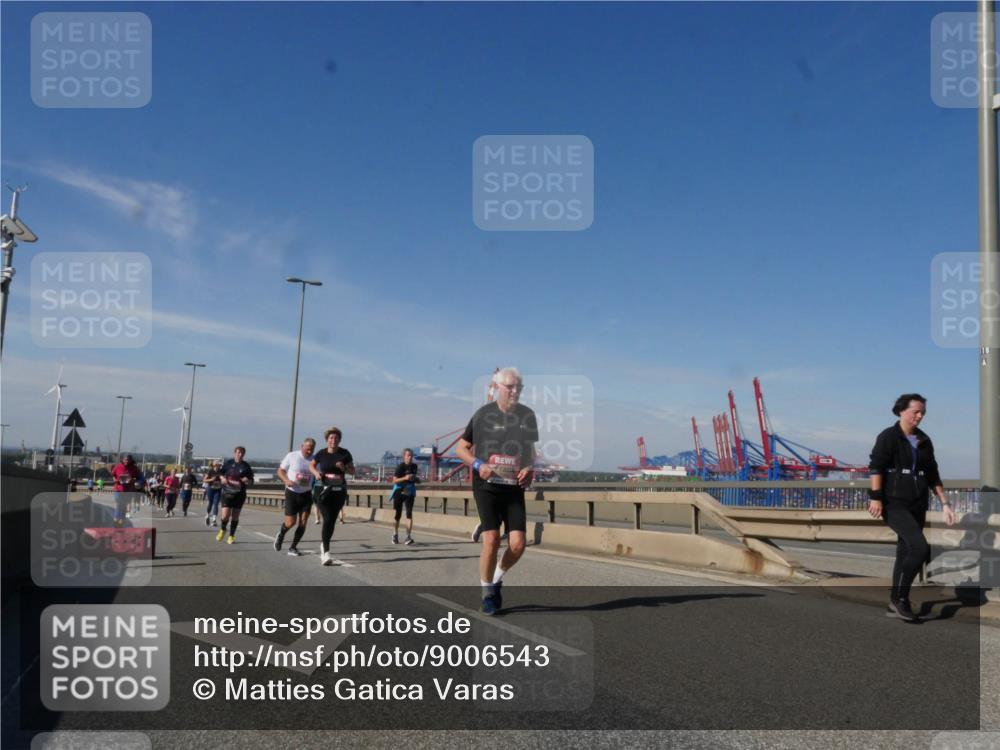 03.10.2025 - Köhlbrandbrückenlauf Matties Gatica Varas http://msf.ph/oto/9006543 03.10.2025 13:01:38 Position 2  meine-sportfotos.de