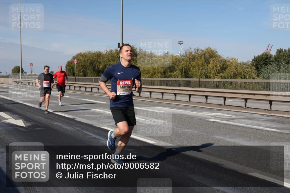 03.10.2025 - Köhlbrandbrückenlauf Julia Fischer http://msf.ph/oto/9006582 03.10.2025 12:44:36 Position 3 4170 meine-sportfotos.de