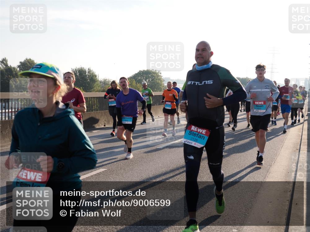 03.10.2025 - Köhlbrandbrückenlauf Fabian Wolf http://msf.ph/oto/9006599 03.10.2025 09:19:45 Position 3 1418, 2126 meine-sportfotos.de