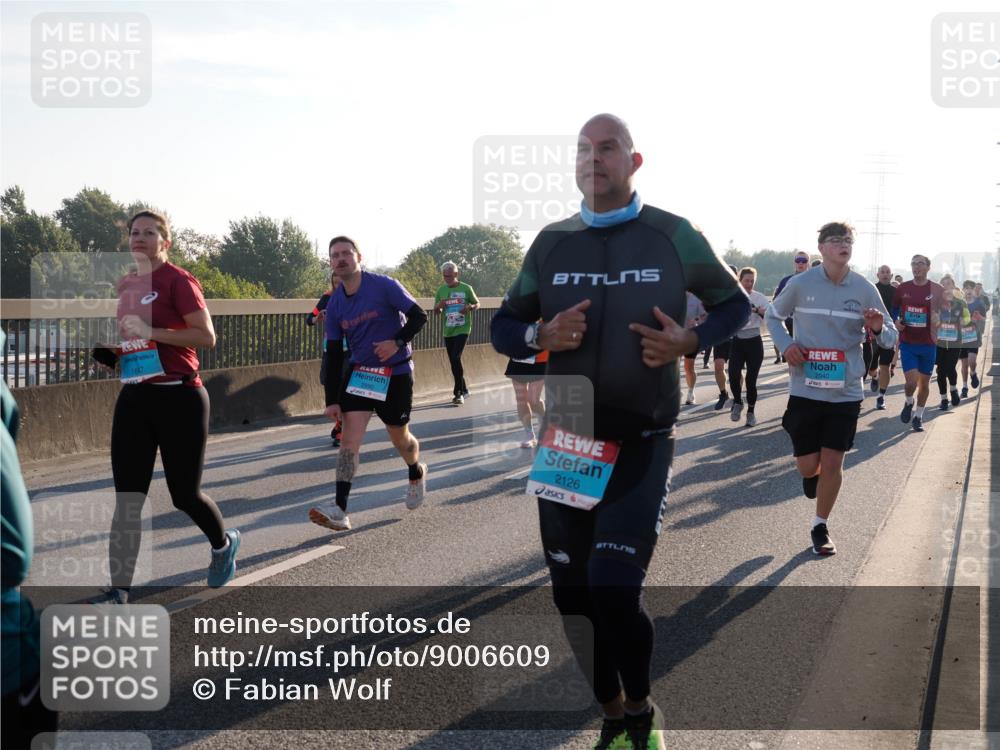 03.10.2025 - Köhlbrandbrückenlauf Fabian Wolf http://msf.ph/oto/9006609 03.10.2025 09:19:46 Position 3 1647, 2990, 2126, 2040 meine-sportfotos.de