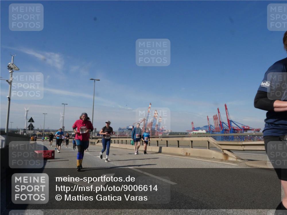 03.10.2025 - Köhlbrandbrückenlauf Matties Gatica Varas http://msf.ph/oto/9006614 03.10.2025 13:01:44 Position 2  meine-sportfotos.de