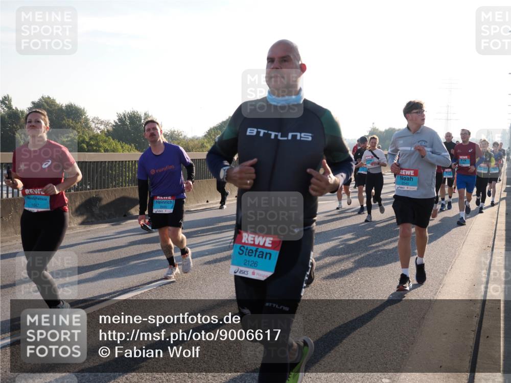 03.10.2025 - Köhlbrandbrückenlauf Fabian Wolf http://msf.ph/oto/9006617 03.10.2025 09:19:46 Position 3 1647, 2990, 2126, 2040 meine-sportfotos.de