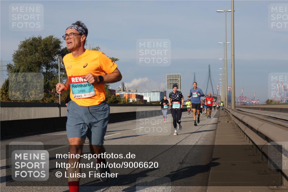 03.10.2025 - Köhlbrandbrückenlauf Luisa Fischer http://msf.ph/oto/9006620 03.10.2025 10:48:21 Position 3 3495 meine-sportfotos.de