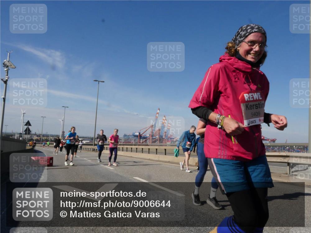 03.10.2025 - Köhlbrandbrückenlauf Matties Gatica Varas http://msf.ph/oto/9006644 03.10.2025 13:01:47 Position 2 5409 meine-sportfotos.de