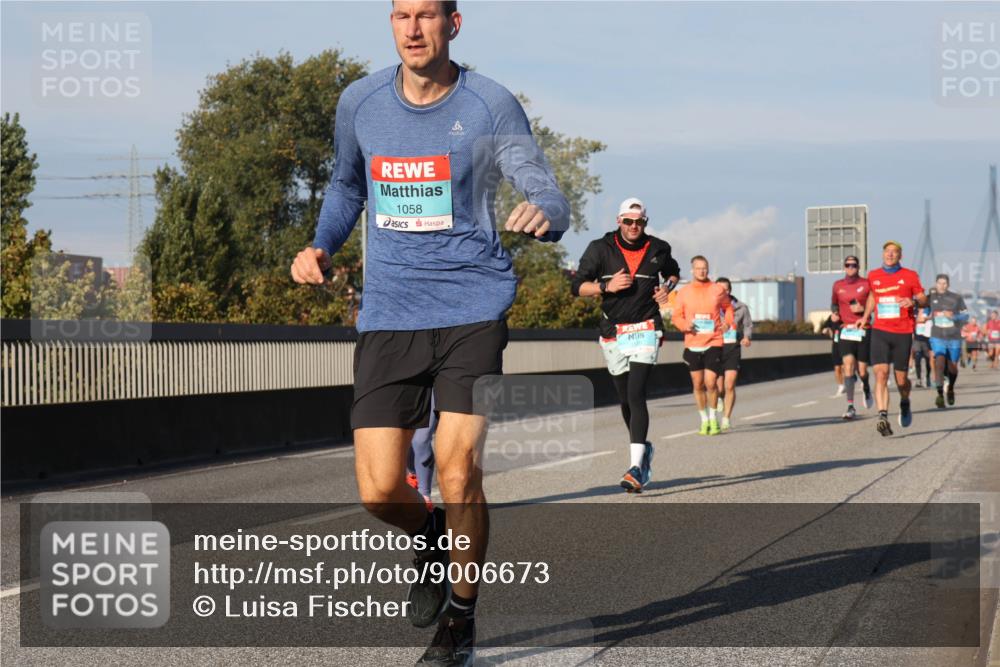 03.10.2025 - Köhlbrandbrückenlauf Luisa Fischer http://msf.ph/oto/9006673 03.10.2025 10:48:27 Position 3 1058 meine-sportfotos.de