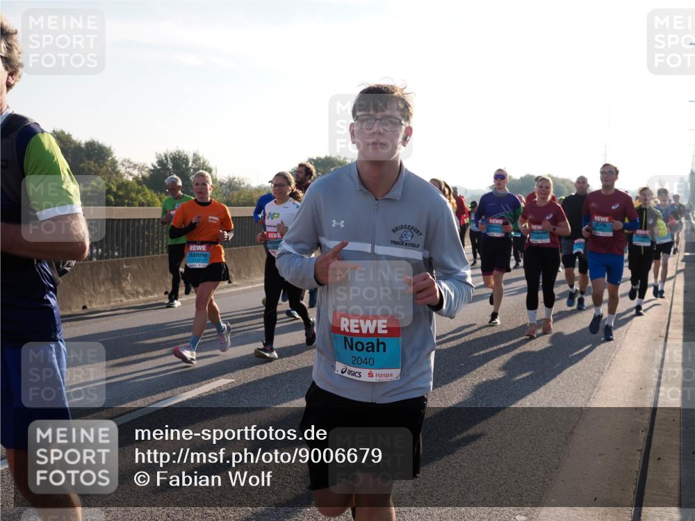 03.10.2025 - Köhlbrandbrückenlauf Fabian Wolf http://msf.ph/oto/9006679 03.10.2025 09:19:47 Position 3 2147, 2040 meine-sportfotos.de