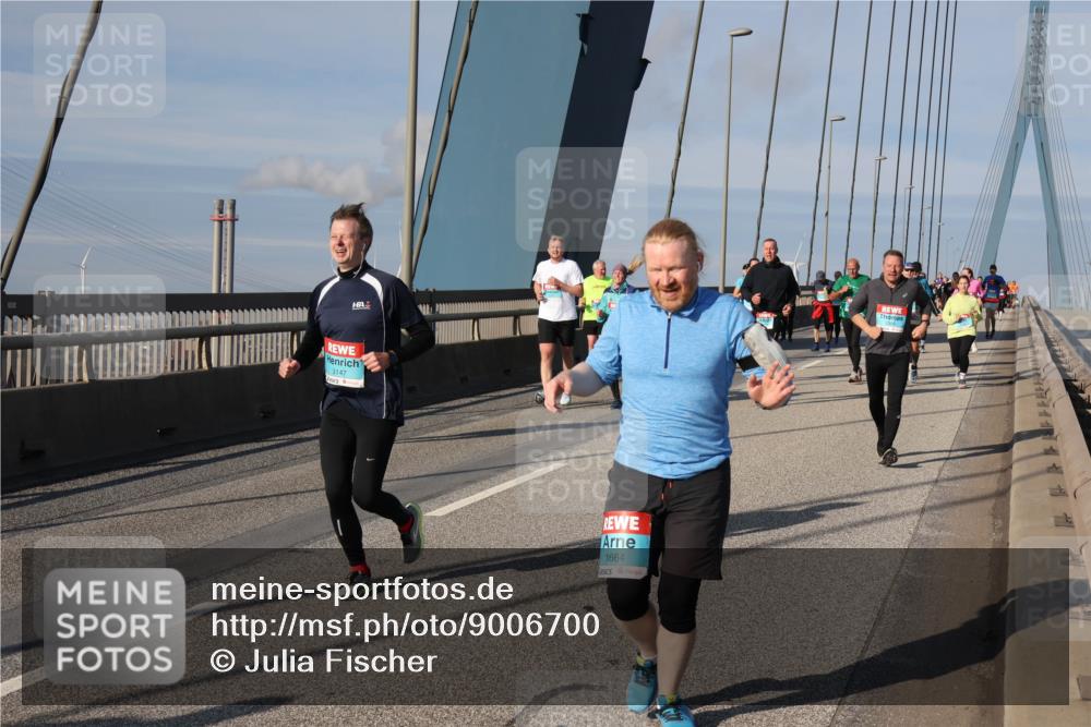 03.10.2025 - Köhlbrandbrückenlauf Julia Fischer http://msf.ph/oto/9006700 03.10.2025 09:56:59 Position 2 3147, 1664 meine-sportfotos.de
