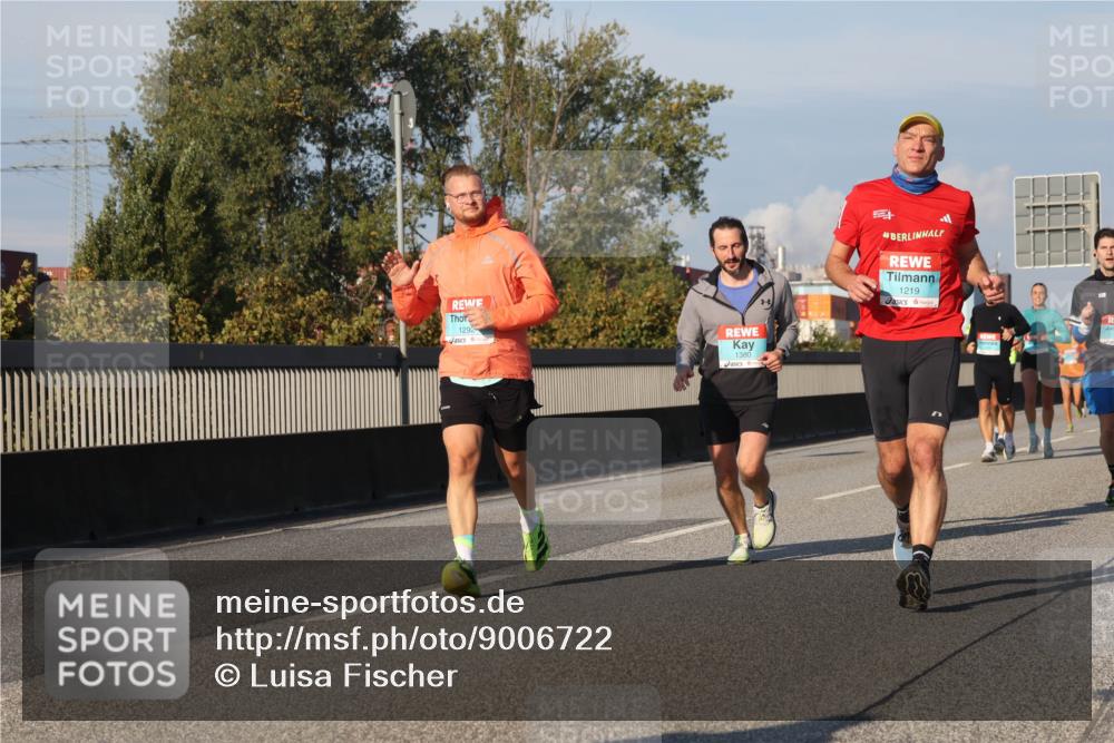 03.10.2025 - Köhlbrandbrückenlauf Luisa Fischer http://msf.ph/oto/9006722 03.10.2025 10:48:30 Position 3 1292, 1380, 1219 meine-sportfotos.de