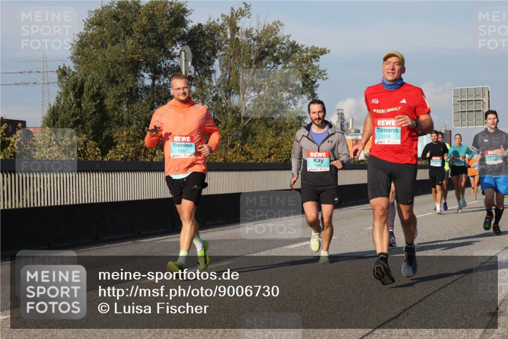 03.10.2025 - Köhlbrandbrückenlauf Luisa Fischer http://msf.ph/oto/9006730 03.10.2025 10:48:31 Position 3 1292, 1380, 1219 meine-sportfotos.de