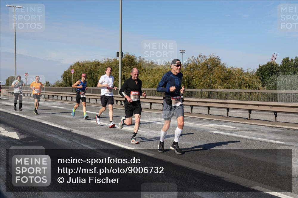 03.10.2025 - Köhlbrandbrückenlauf Julia Fischer http://msf.ph/oto/9006732 03.10.2025 12:44:54 Position 3  meine-sportfotos.de