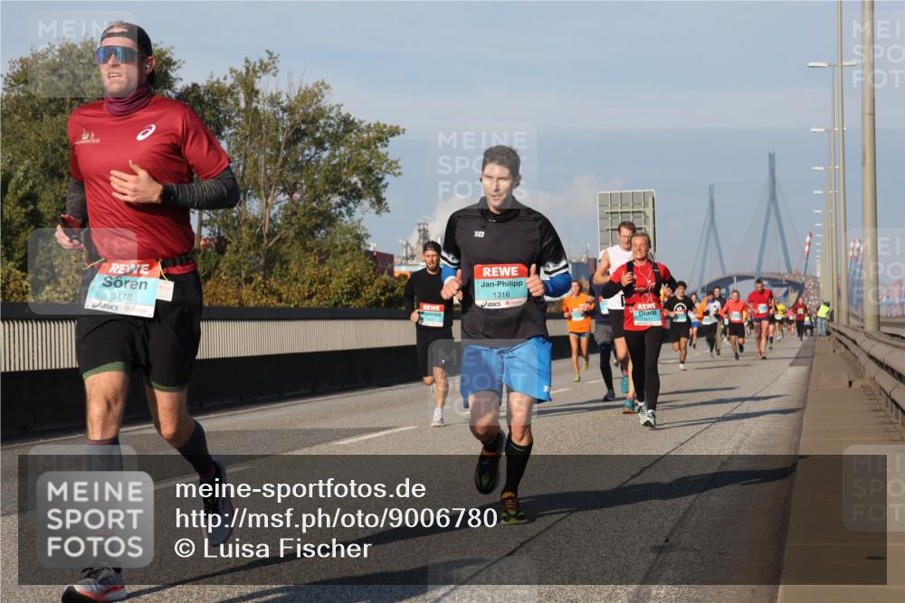 03.10.2025 - Köhlbrandbrückenlauf Luisa Fischer http://msf.ph/oto/9006780 03.10.2025 10:48:34 Position 3 3118, 6, 1316 meine-sportfotos.de
