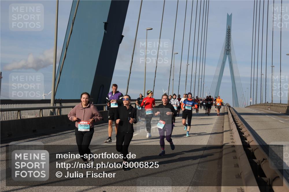 03.10.2025 - Köhlbrandbrückenlauf Julia Fischer http://msf.ph/oto/9006825 03.10.2025 09:57:23 Position 2 1320 meine-sportfotos.de