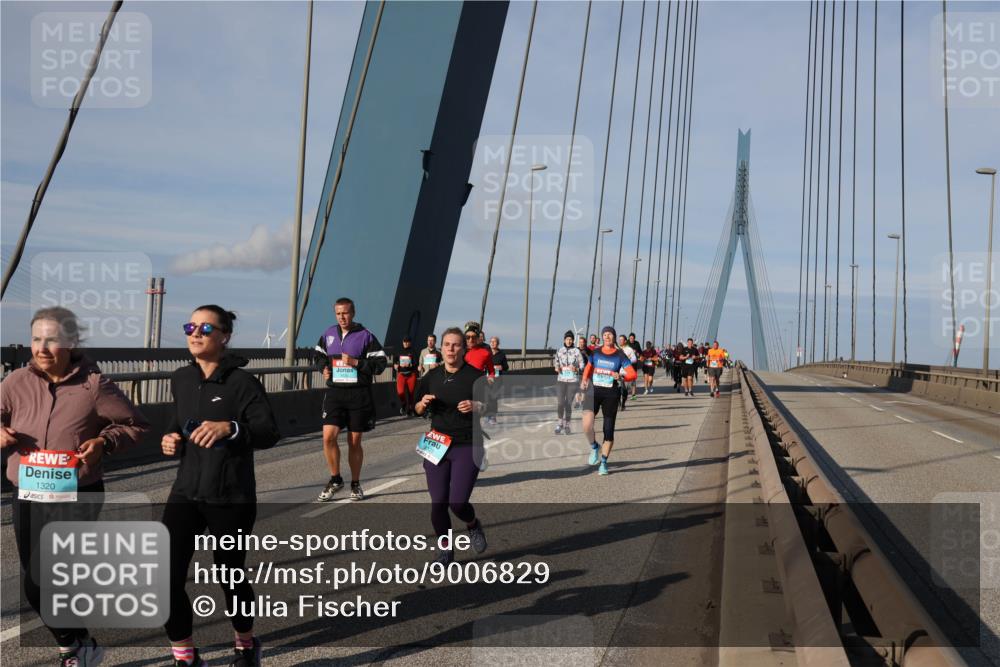 03.10.2025 - Köhlbrandbrückenlauf Julia Fischer http://msf.ph/oto/9006829 03.10.2025 09:57:25 Position 2 1320 meine-sportfotos.de