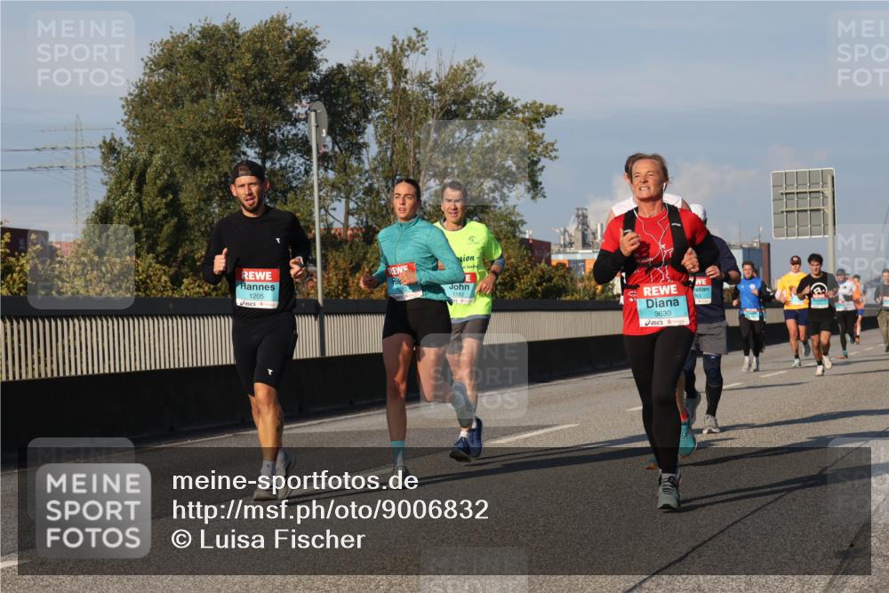 03.10.2025 - Köhlbrandbrückenlauf Luisa Fischer http://msf.ph/oto/9006832 03.10.2025 10:48:36 Position 3 1205, 1182, 3630, 43 meine-sportfotos.de