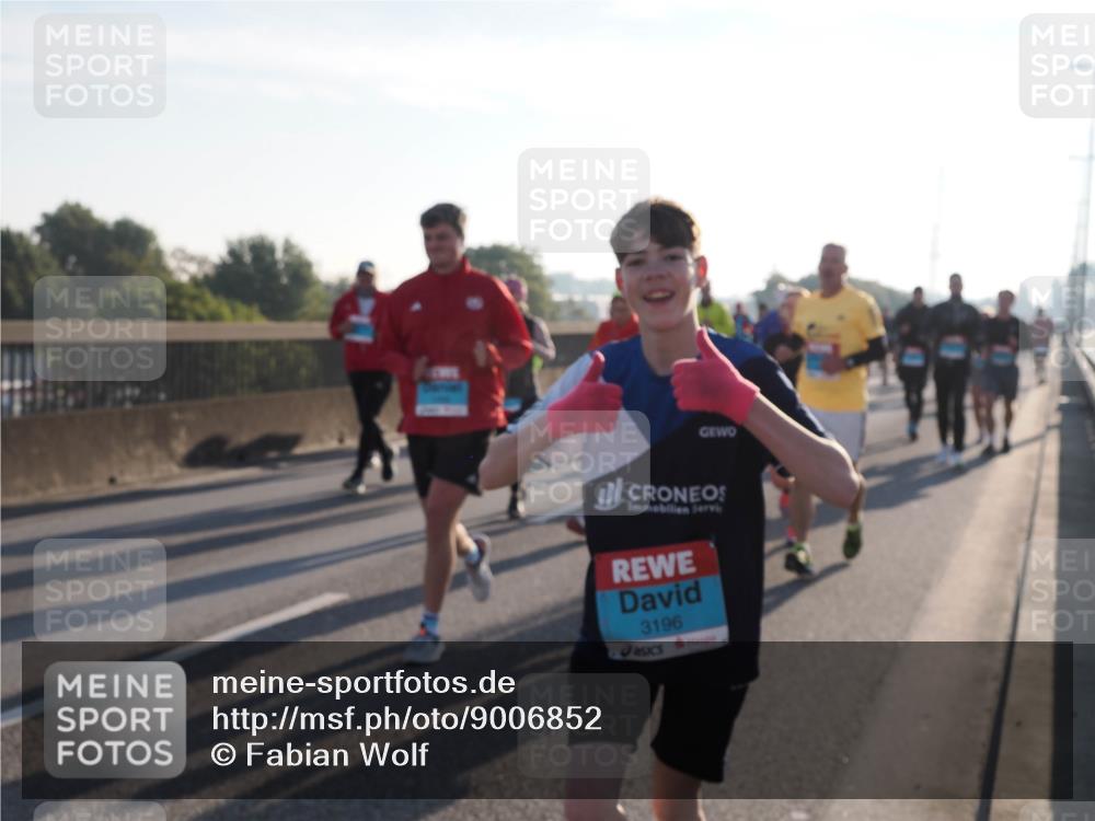 03.10.2025 - Köhlbrandbrückenlauf Fabian Wolf http://msf.ph/oto/9006852 03.10.2025 09:19:51 Position 3 3196 meine-sportfotos.de