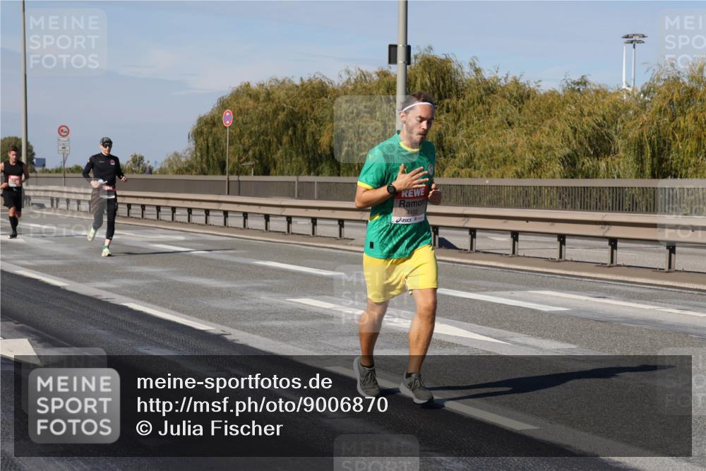 03.10.2025 - Köhlbrandbrückenlauf Julia Fischer http://msf.ph/oto/9006870 03.10.2025 12:45:27 Position 3 4102 meine-sportfotos.de