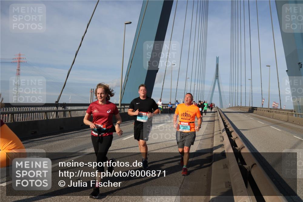 03.10.2025 - Köhlbrandbrückenlauf Julia Fischer http://msf.ph/oto/9006871 03.10.2025 09:57:37 Position 2  meine-sportfotos.de