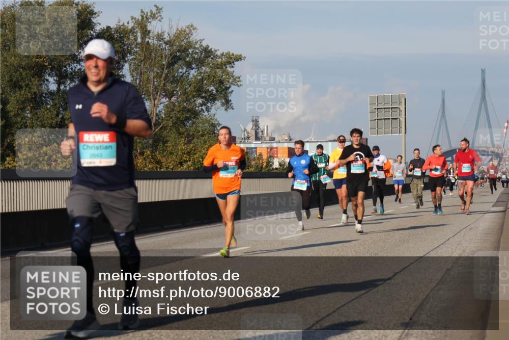 03.10.2025 - Köhlbrandbrückenlauf Luisa Fischer http://msf.ph/oto/9006882 03.10.2025 10:48:39 Position 3 2843 meine-sportfotos.de