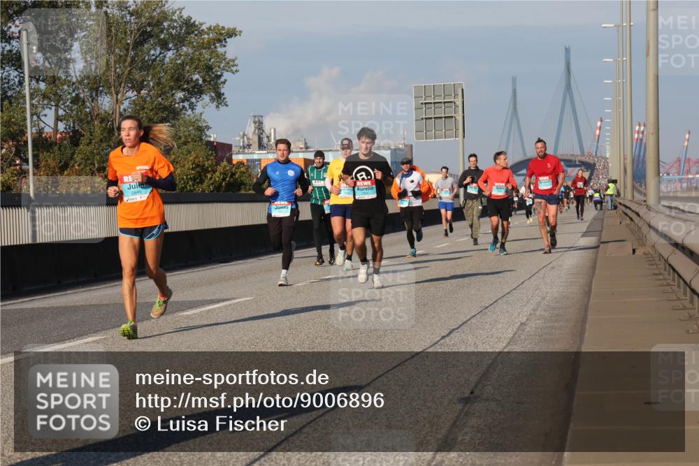 03.10.2025 - Köhlbrandbrückenlauf Luisa Fischer http://msf.ph/oto/9006896 03.10.2025 10:48:40 Position 3 2849 meine-sportfotos.de